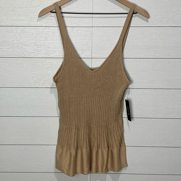 NIC+ZOE Tops - NWT Nic & Zoe Tan XL Tank Top